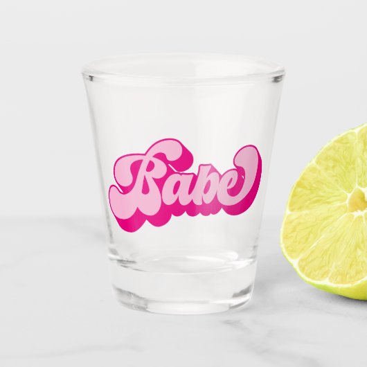 Retro stijl hete roze Babe Bachelorette-feestje Shot Glas (Voorkant)