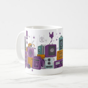 Retro-stijl luidsprekers omringd door rozen koffiemok