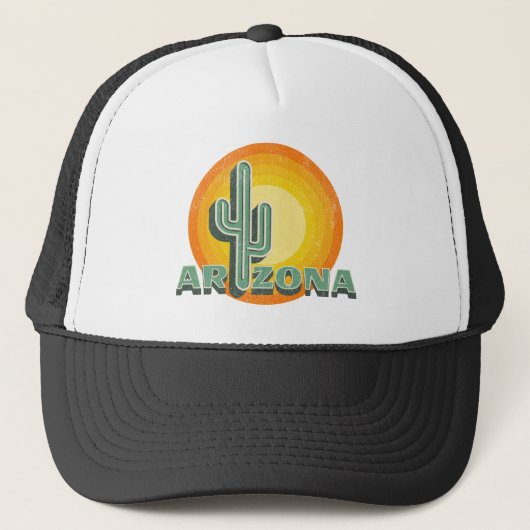 Retro stijl zonsondergang met Arizona tekst ontwer Trucker Pet (Voorkant)