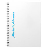 Retro stijlvolle elegante effen luchtblauw wit notitieboek (Voorkant)