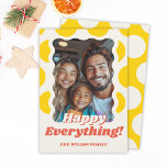 Retro Stippen Happy Everything Stijlvolle Leuke Fo Feestdagenkaart<br><div class="desc">Vier het seizoen met onze Retro Stippen Happy Everything vakantiepas! Dit stijlvolle,  leuke ontwerp is voorzien van kleurrijke gele stippen en een plek voor uw favoriete foto,  waardoor het de perfecte manier is om feestelijk gejuich te verspreiden.</div>