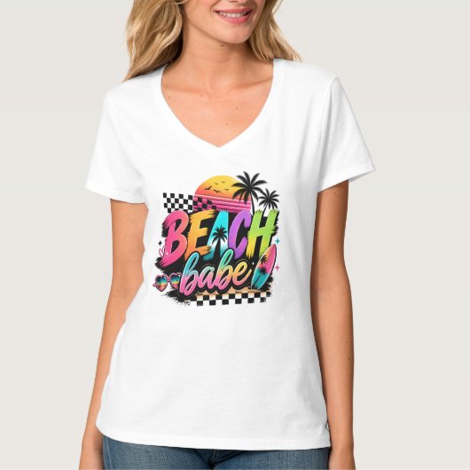 Retro strandbabe zomervibes ontwerp t-shirt (Voorkant)