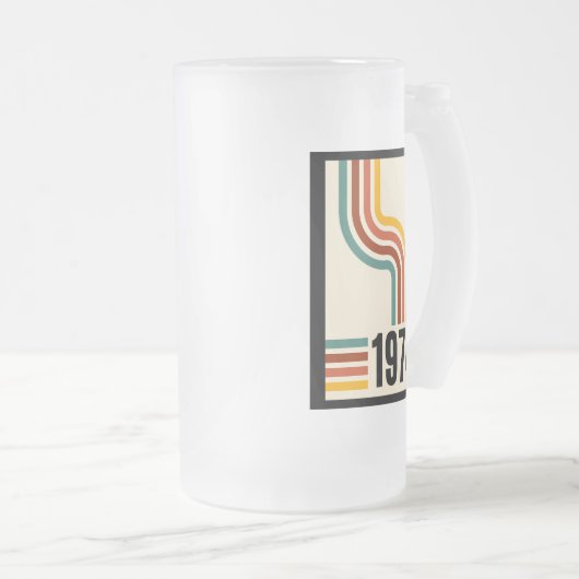 Retro Stripe 50e Verjaardag 1975 Rainbow  Matglas Bierpul (Voorkant rechts)
