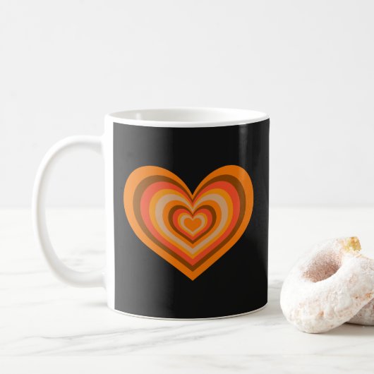 Retro Striped Heart Mug - Orange on Black Koffiemok (Met donut)