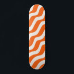 Retro Stripes Abstracte lijnen Oranje  golven Persoonlijk Skateboard<br><div class="desc">Moderne Abstracte diagonale lijnen - Oranje en crèmewit.</div>