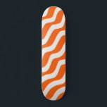 Retro Stripes Abstracte lijnen Oranje  golven Persoonlijk Skateboard<br><div class="desc">Moderne Abstracte diagonale lijnen - Oranje en crèmewit.</div>