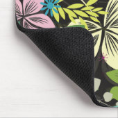 Retro Style Bloem Design-zwarte achtergrond Muismat (Hoek)