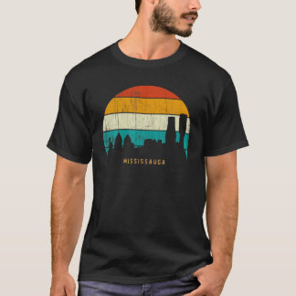 Retro Style Canada Skyline Cityscape Missi T-shirt