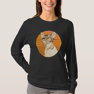 Retro Style Cat for every kitten & cat T-shirt