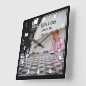 Retro Style Diner Wedding Couple Vierkante Klok (Hoek)