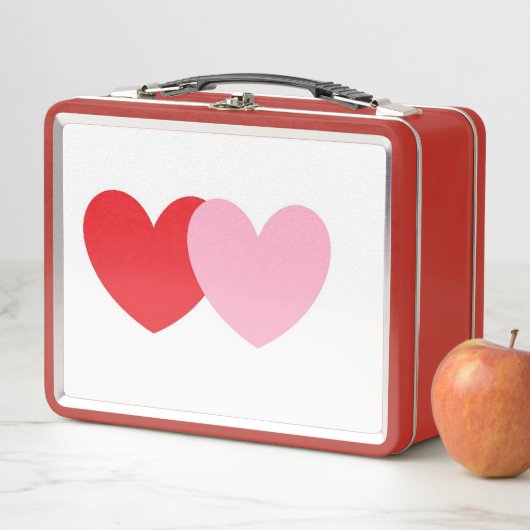 Retro Style Metal Lunchbox met roze en rode harten (In situ)