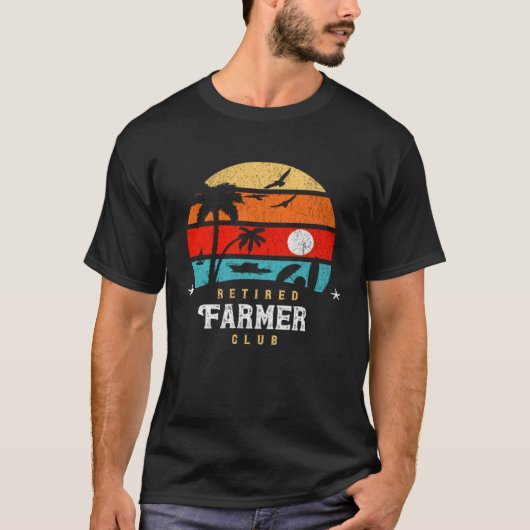 Retro Style  Retirement Gag Idea   Retired Farmer T-shirt (Voorkant)