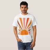Retro Sun Rays blaast Zonnehard Oranje Geel Rood T-shirt (Voorkant volledig)