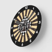 Retro Sunburst Grunge Brown & Beige Chess Board Ronde Klok (Hoek)