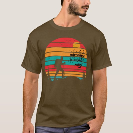 Retro Sunset Adventure wacht op wandelend T-shirt (Voorkant)