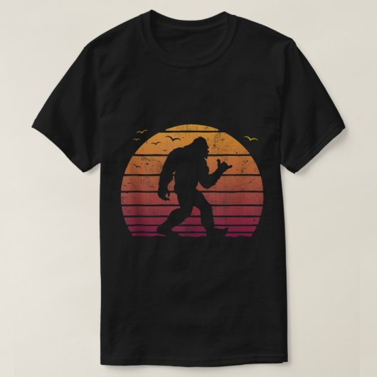 Retro Sunset Bigfoot Shaka Design T-shirt (Design voorkant)