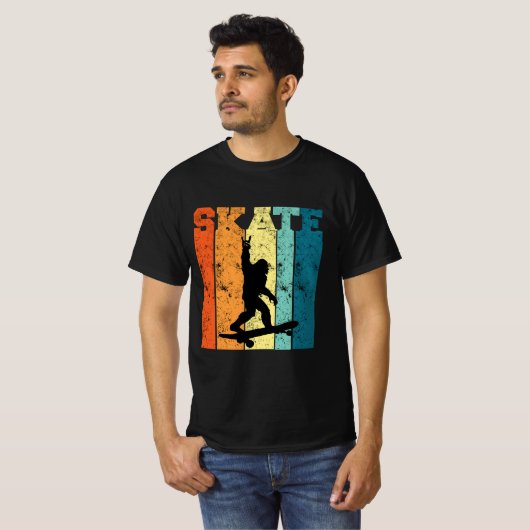  retro sunset bigfoot skateboardskater t-shirt (Voorkant volledig)