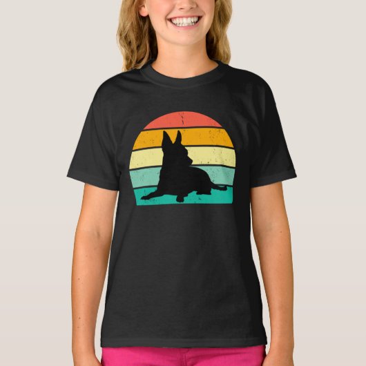 Retro Sunset Chihuahua T-Shirt (Voorkant)
