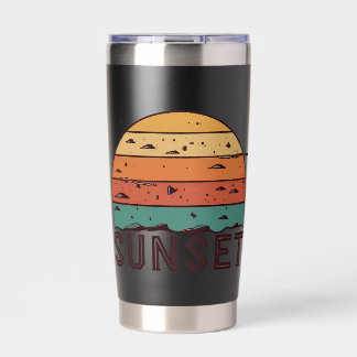 Retro Sunset Horizon Graphic Mug' Geïsoleerde Drinkbeker