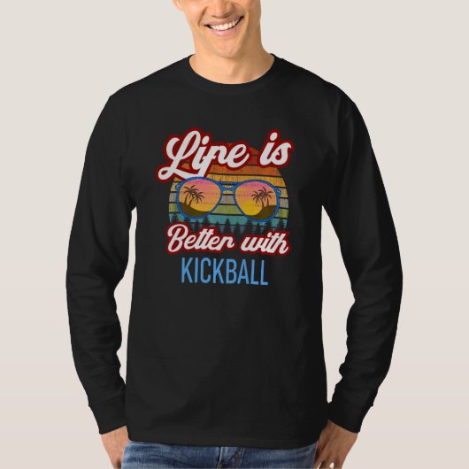 Retro Sunset Slogan With Kickball T-shirt (Voorkant)