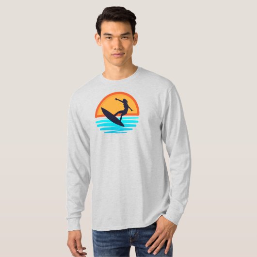 Retro Sunset Surfen _ Strandvibes T-shirt (Voorkant volledig)