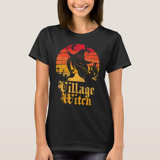 Retro Sunset Village Witch T-shirt (Voorkant)