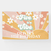 Retro Sunshine FIVE is een Vibe Daisy Birthday Spandoek (Horizontaal)