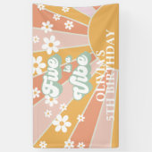 Retro Sunshine FIVE is een Vibe Daisy Birthday Spandoek (Verticaal)
