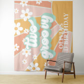 Retro Sunshine Twee Groovy Daisy Verjaardagsbanner Wandkleed (In situ)