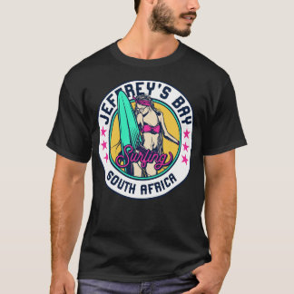 Retro Surfer Babe Badge Jeffreys Bay Zuid-Afrika T-shirt