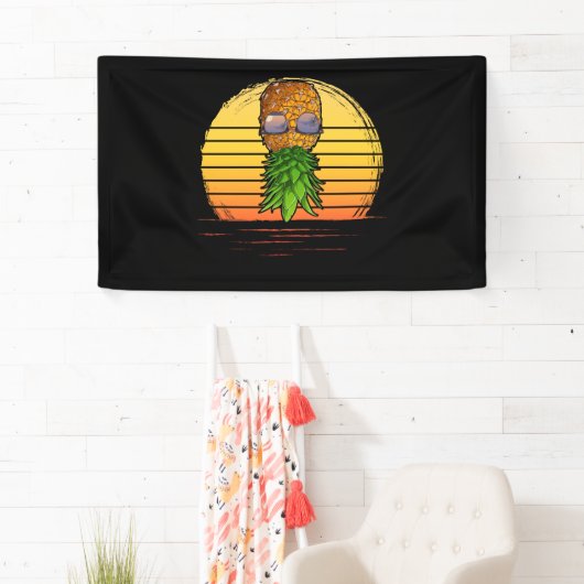 Retro Swinger Upside Down Pineapple Sunset Horizon Spandoek (Insitu)