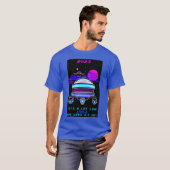 Retro Synthwave 1980s A.I. Art Novelty Arcade T-shirt (Voorkant volledig)