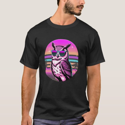 Retro Synthwave Uil Zonnebril Uilen T-shirt (Voorkant)