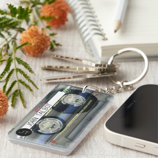 Retro T2 Audiotape Mixtape Cassette, gepersonalise Sleutelhanger (Voorkant Rechts)