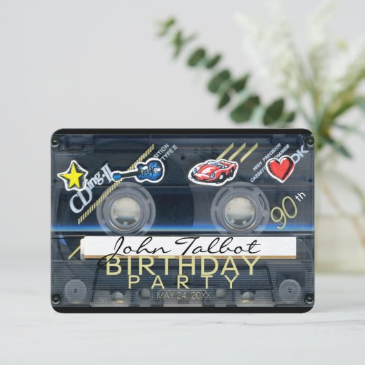 Retro T3 Audiotape 90e verjaardag Uitnodiging (Staand voorkant)