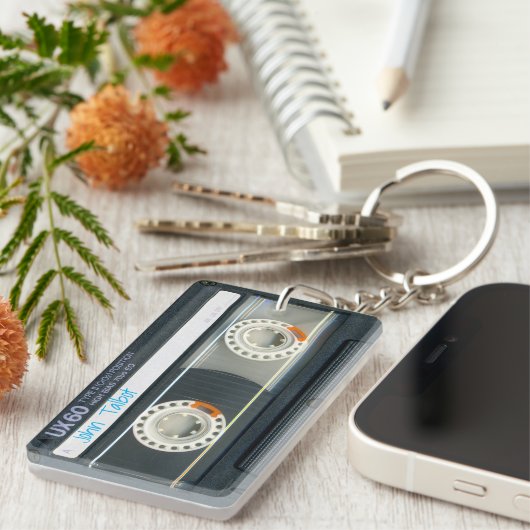 Retro T6 Audiotape Mixtape Cassette, gepersonalise Sleutelhanger (Voorkant Rechts)