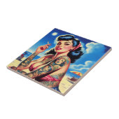 Retro Tattooed Bikini Zomer Pin-up Tegeltje (Zijkant)