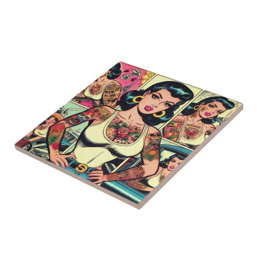 Retro Tattooed Pin-up Comics Tegeltje (Zijkant)