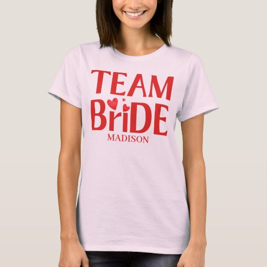Retro Team Bruid Bachelorette Rood Roze T-shirt (Voorkant)