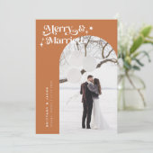 Retro Terracotta vrolijk & getrouwd foto vakantie Feestdagenkaart (Staand voorkant)