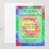 Retro Tie Dye 65th Birthday Party Invitation Kaart (Voorkant / Achterkant)
