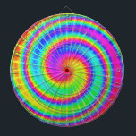 Retro Tie Dye Hippie Psychedelic Dartbord<br><div class="desc">Dit ontwerp van het groovy dartboard is voorzien van een heldere,  donkerrode regenboog van kleuren in een patroon met stropdas-verven kleuren. Het is een leuk,  retro ontwerp voor vredelievende hippies / bohemians die van de jaren zestig,  zeventig en psychedelische kleur houden.</div>