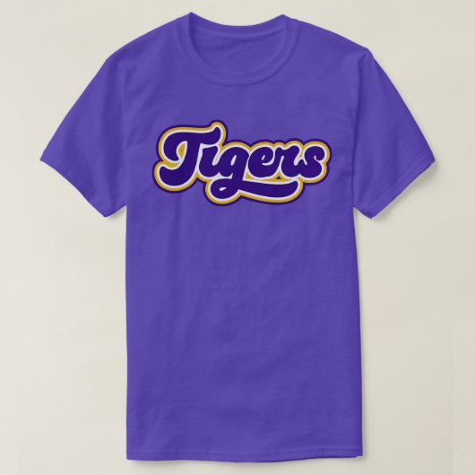 Retro Tigers Script Paarse en Goud T-shirt (Design voorkant)