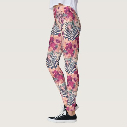 Retro Tropical Hibiscus Wren Pattern Leggings (Links)
