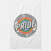 Retro trots protest regenboog badge vector ontwerp theedoek (Verticaal)