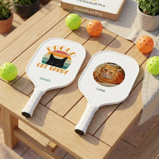 Retro Trotse Kattenvader Douanehuisdier Foto Met N Pickleball Paddle