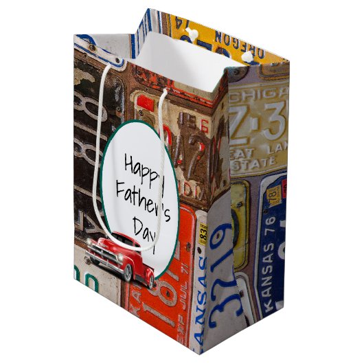 Retro Truck en Old License Borden Medium Cadeauzakje (Voorkant Gekanteld)