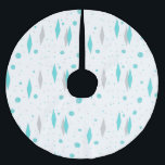 Retro Turquoise Diamond & Starburst Tree Skirt Kerstboom Rok<br><div class="desc">Deze Retro Turquoise Diamonds en Starbursts kerstboomrok patroon is een nieuwe stap in een stijl. Het bevat kitschy, grijze starbursts op turquoise polka stippen, die geometrische, turquoise- en grijze diamantvormen omgeven. Pas de achtergrondkleur aan op dit moderne product uit het midden van de eeuw als je het gevoel hebt dat...</div>