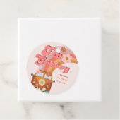 Retro twee Groovy Daisy Flower Verjaardagsfeestje Bedankjes Labels (In situ)