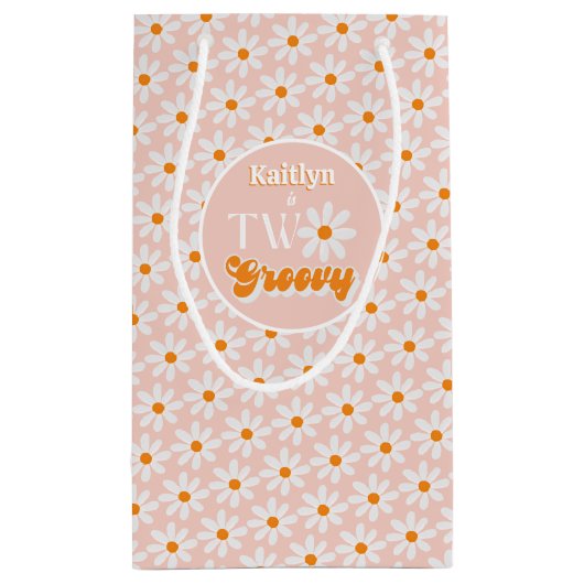 Retro Twee Groovy Meisjes 2e Verjaardag Klein Cadeauzakje (Achterkant)